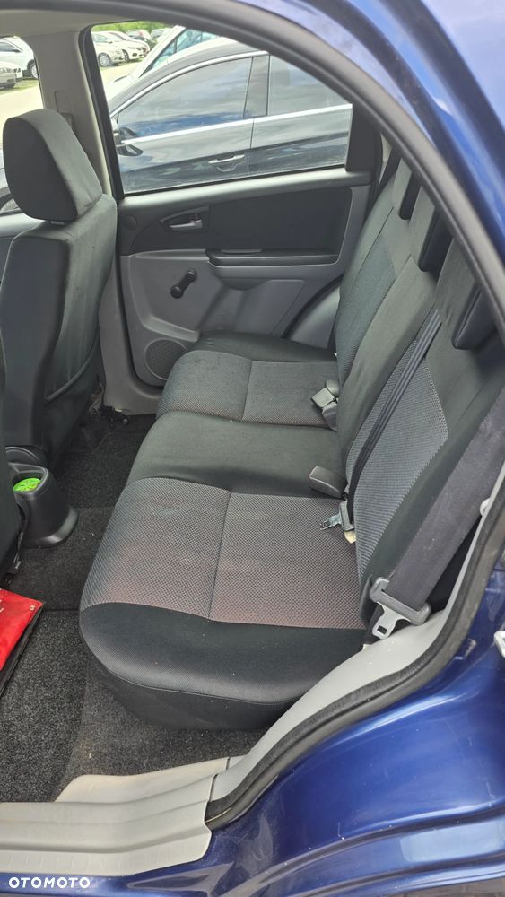 Suzuki SX4 1.9 DDiS 4WD GS / Premium - 8