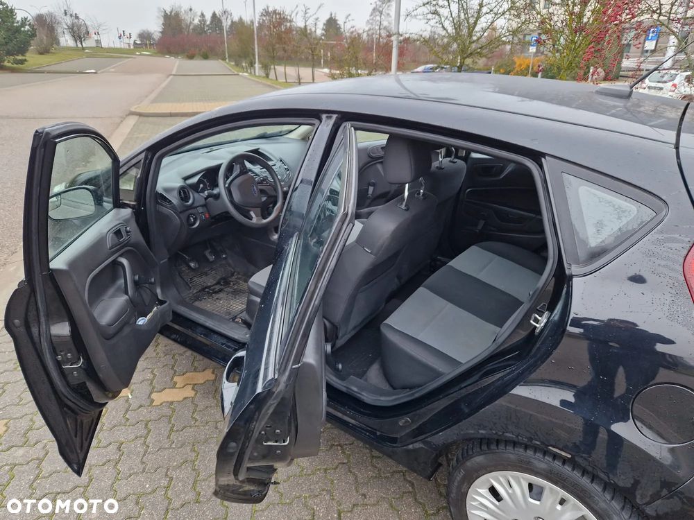 Ford Fiesta - 8
