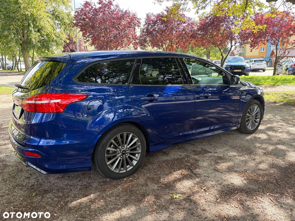 Ford Focus 1.5 EcoBoost STart-Stopp-System ST-LINE - 22