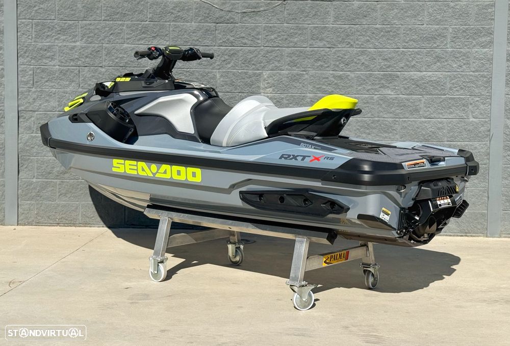 Sea-Doo RXT-X 325 RS - 4