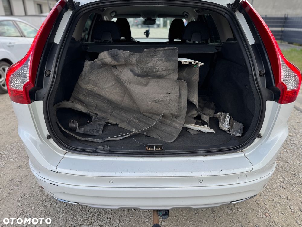 Volvo XC 60 D4 Geartronic Kinetic - 10