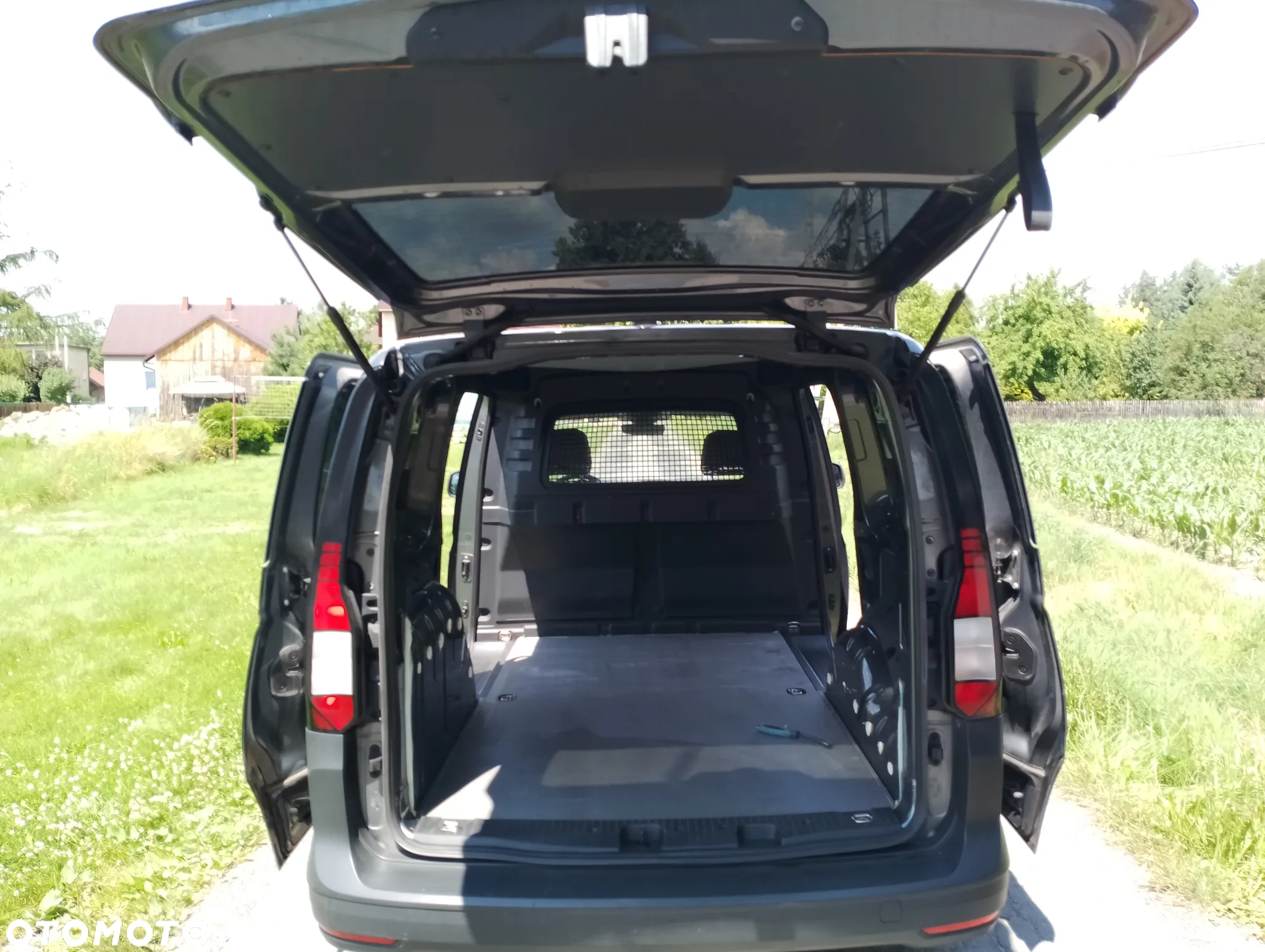 Volkswagen Caddy 2.0TDi  Maxi DSG - 29