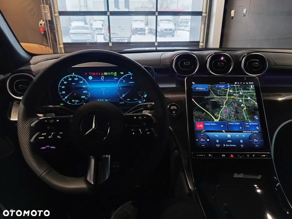 Mercedes-Benz GLC - 24