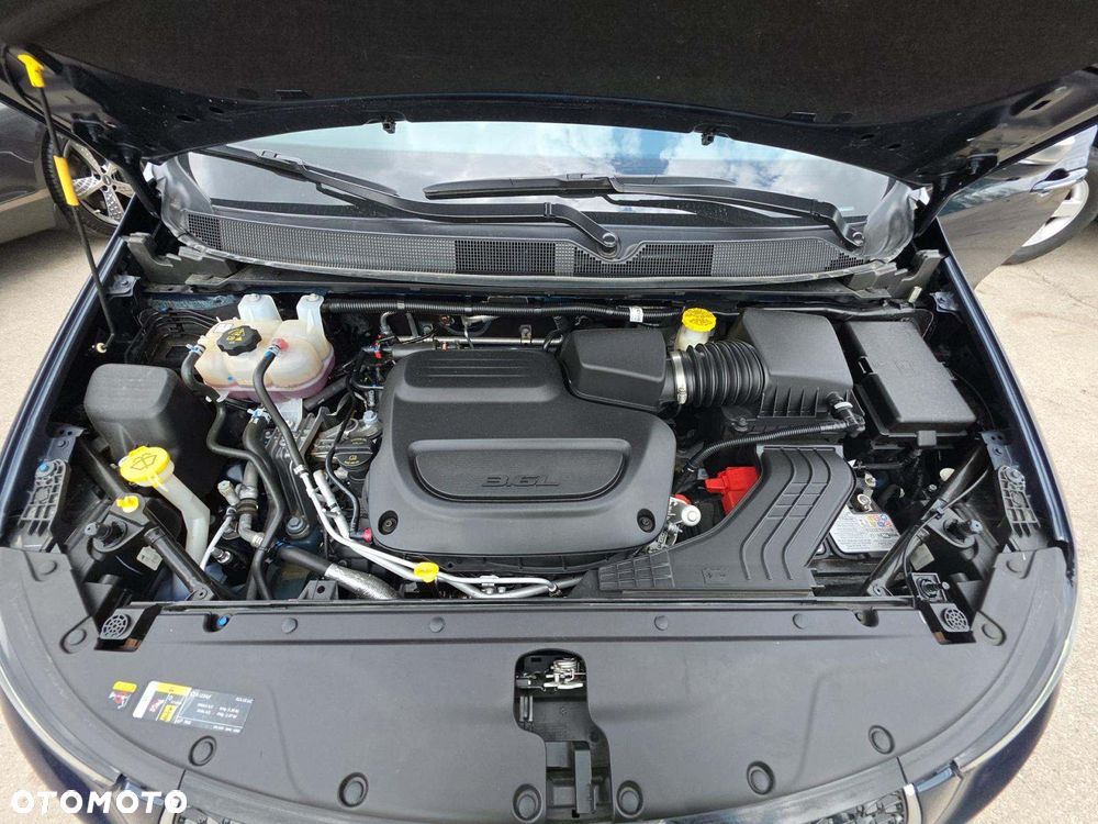 Chrysler Pacifica - 13