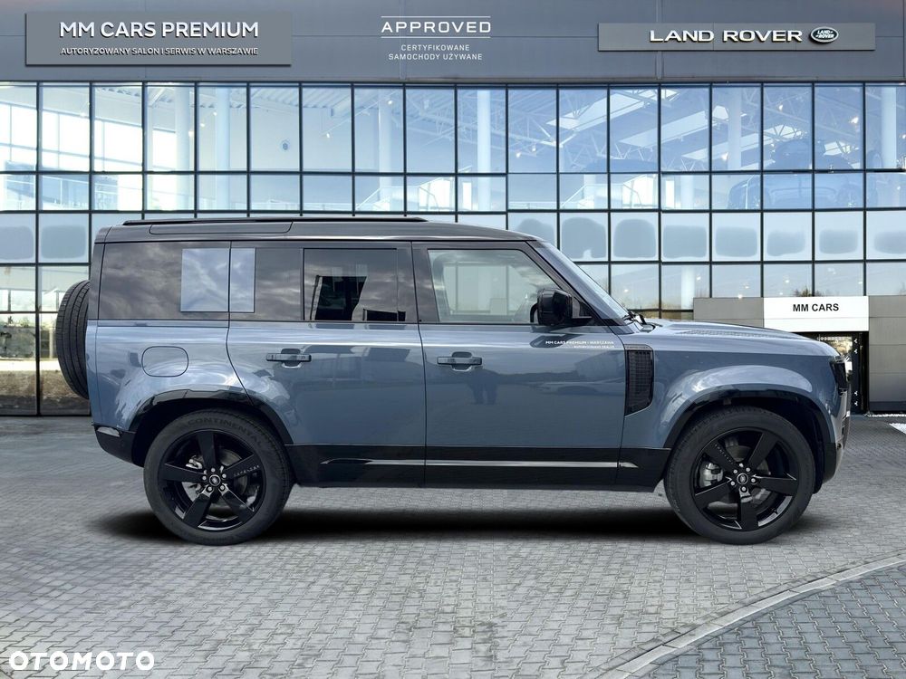 Land Rover Defender - 8