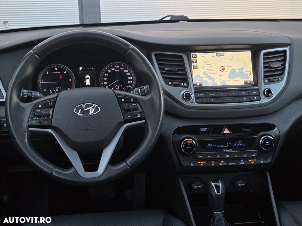 Hyundai Tucson 2.0 CRDI 4WD 6AT Luxury+ - 17
