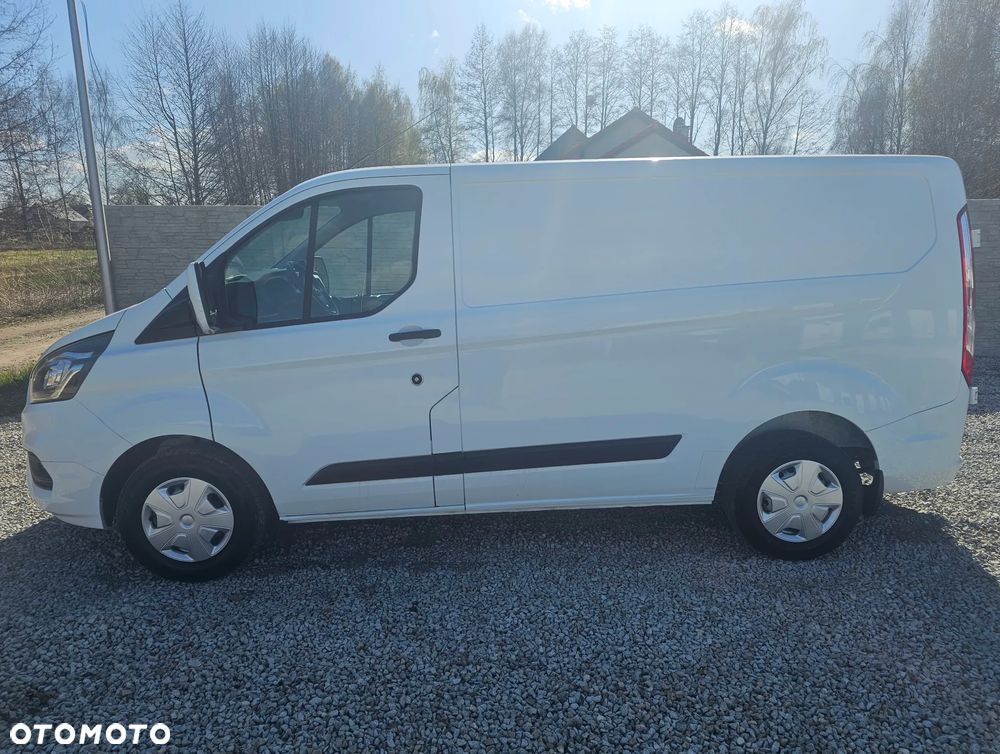 Ford TRANSIT CUSTOM - 3