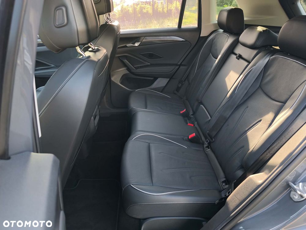 Volkswagen Tiguan 1.5 eHybrid PHEV 150kW Life DSG - 32