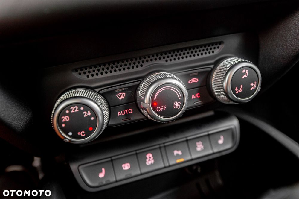 Audi A1 Sportback 1.4 TFSI cylinder on demand S tronic S line edition m S line Sportpaket - 23