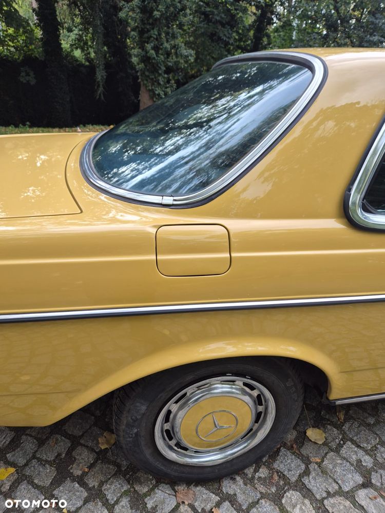 Mercedes-Benz W123 - 10