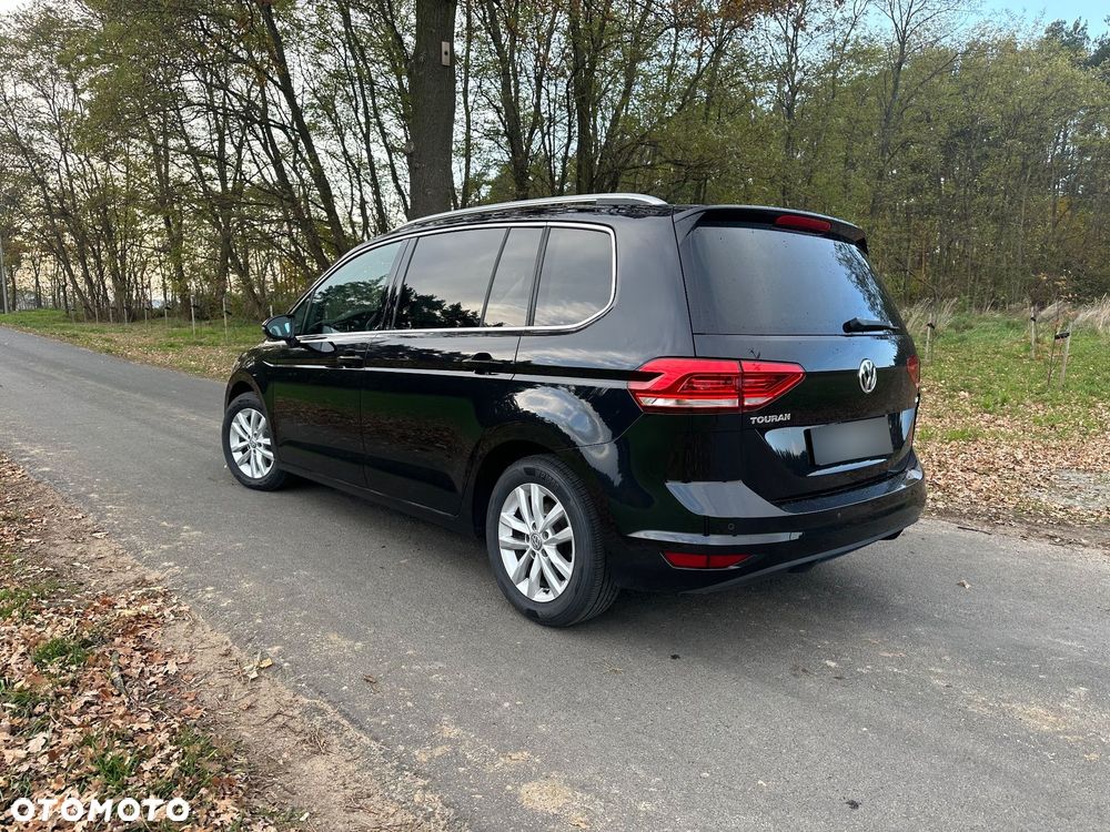 Volkswagen Touran 1.6 TDI BMT Comfortline - 8