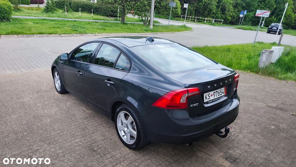 Volvo S60 D3 Geartronic Summum - 38