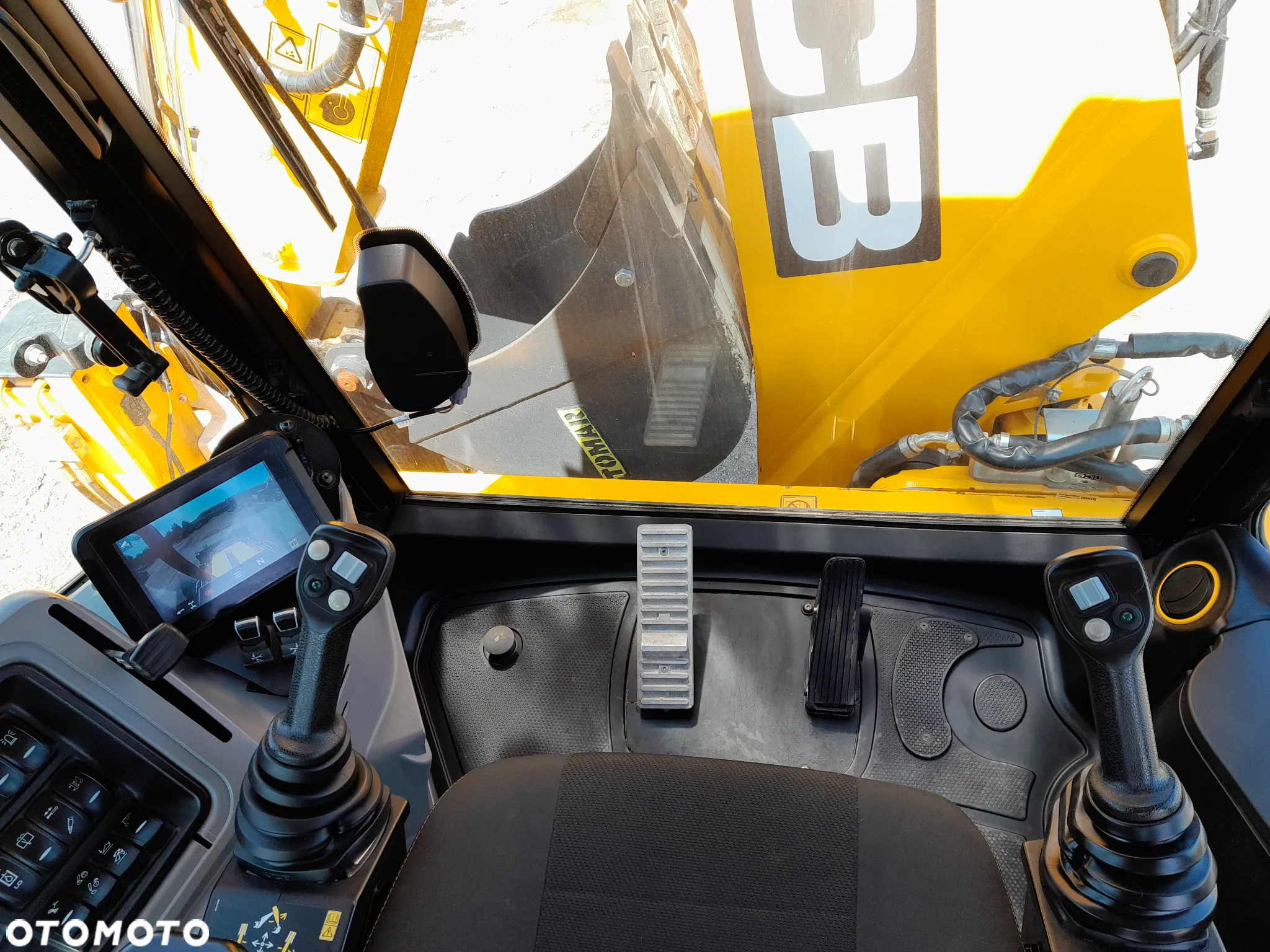 JCB JCB 4CX DUALDRIVE - 24