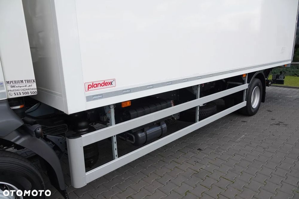 Renault D 280 / CHŁODNIA - 6,7 m / THERMO KING ES-600 MAX / + WINDA ZAŁADOWCZA PALFINGER / 2021 ROK / 113 tys.km - 11