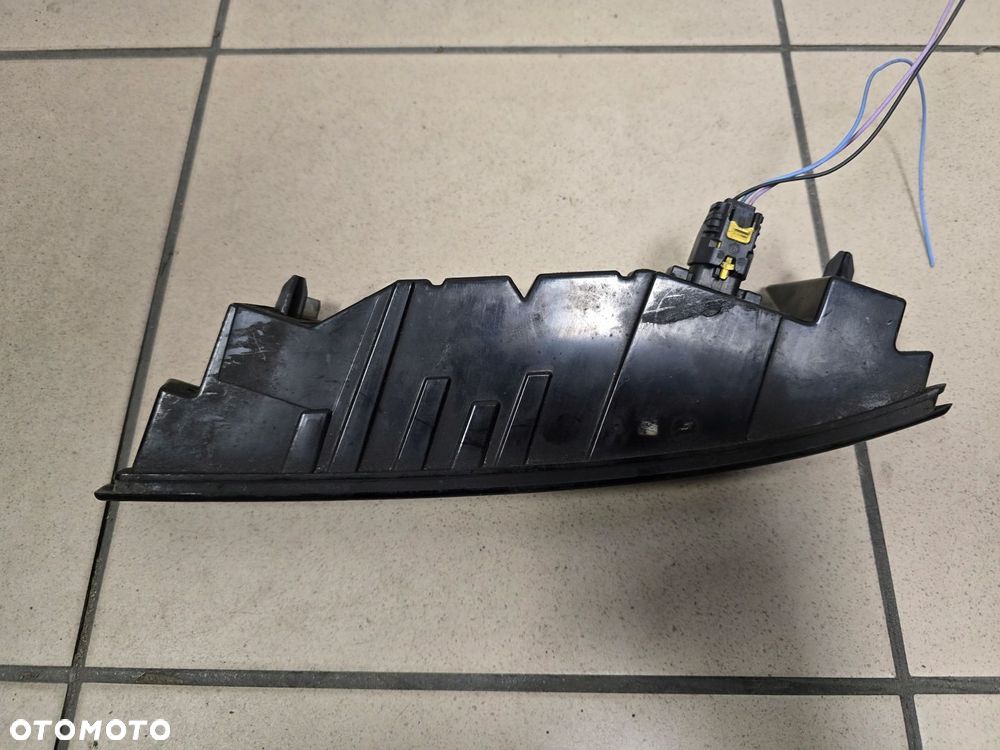 Lampa LED Renault megane III lewa lift 266051882R - 3