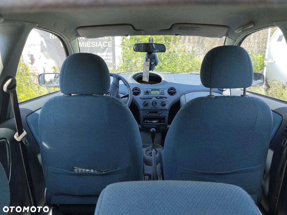 Toyota Yaris 1.0 Luna - 7