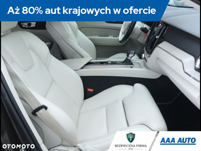 Volvo XC 60 - 10