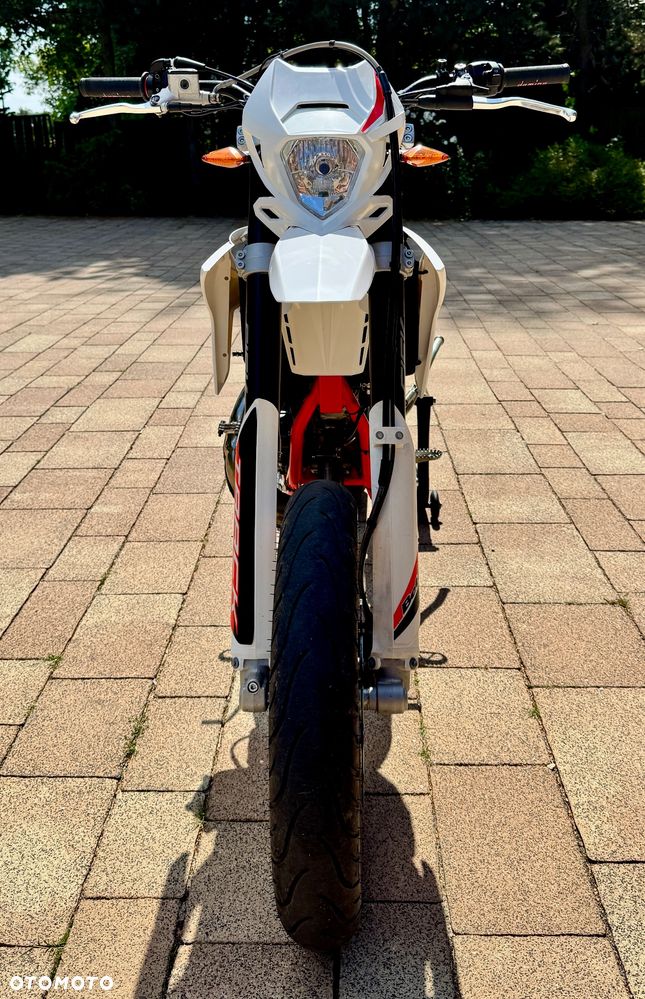 Beta RR - 4