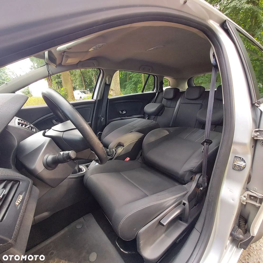 Renault Megane 1.6 16V Generation - 23