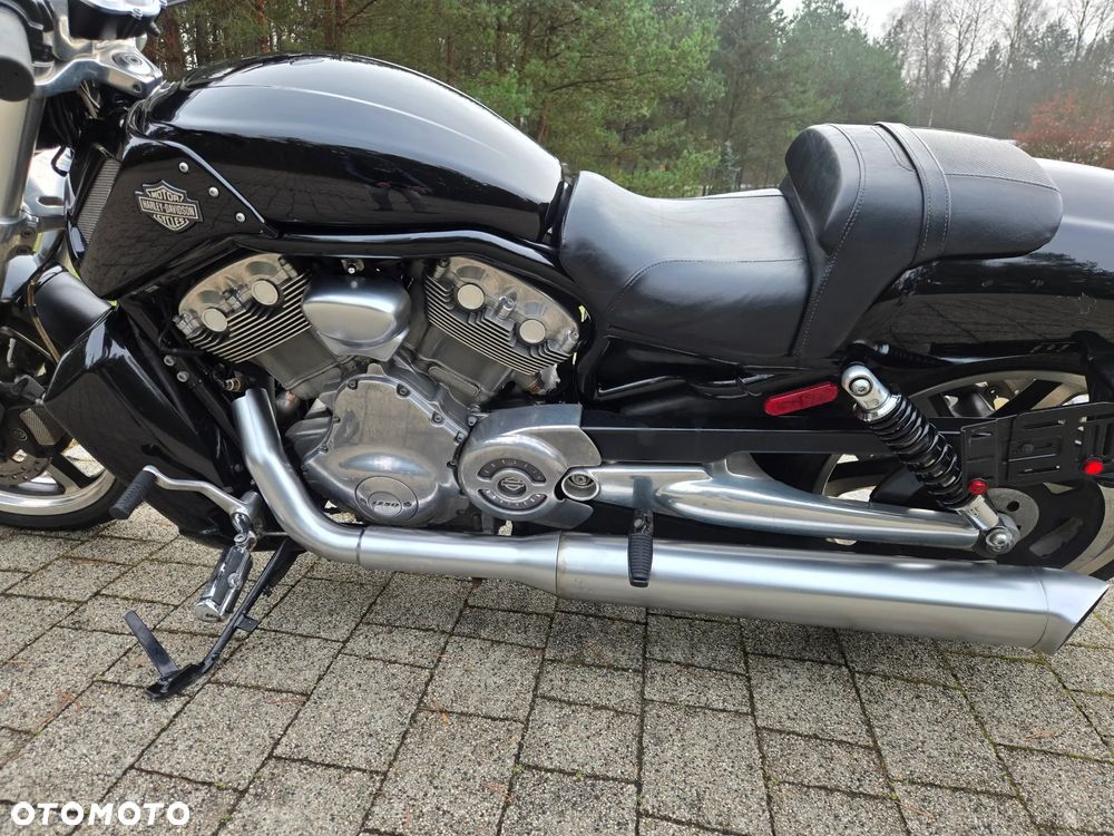 Harley-Davidson V-Rod Muscle - 29