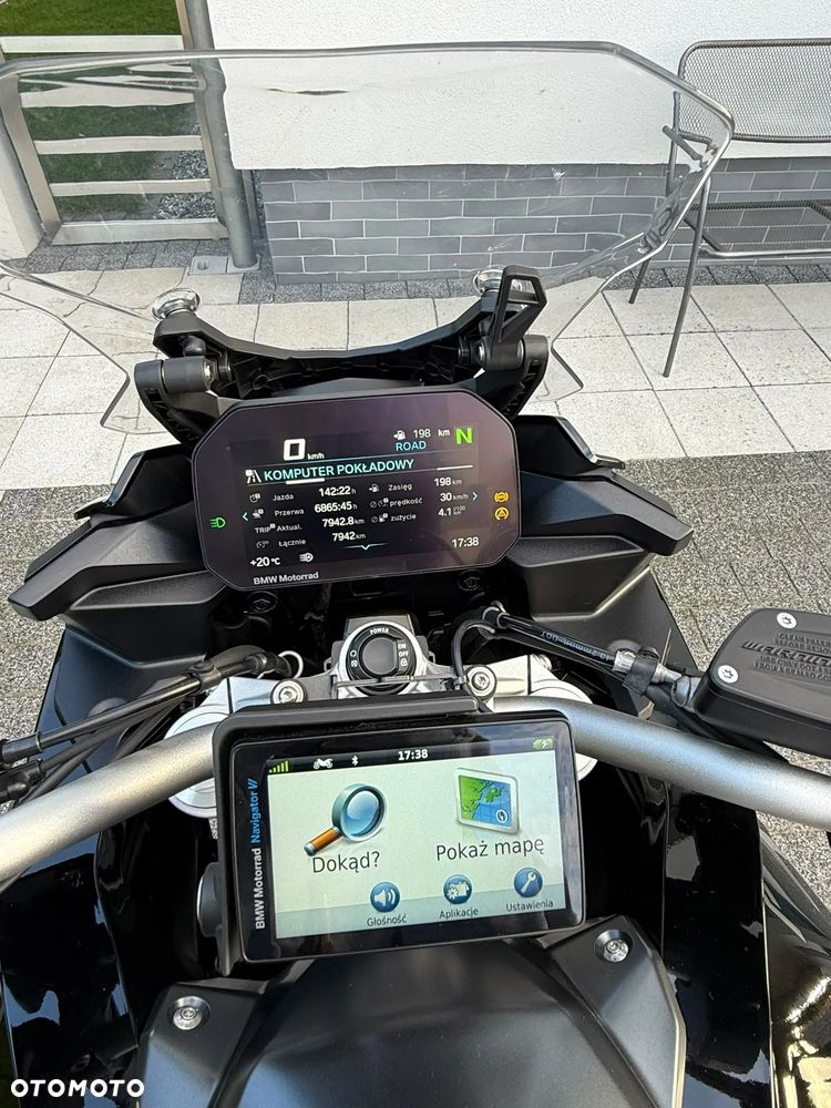 BMW XR - 10