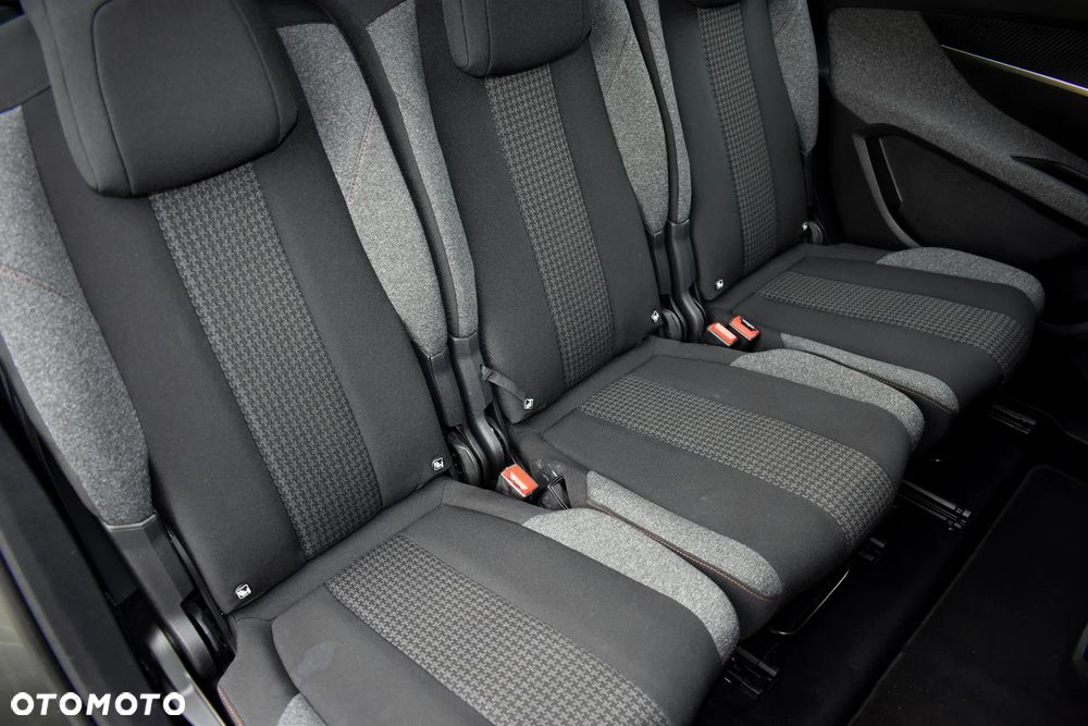 Peugeot 5008 BlueHDi 130 EAT8 Active - 38