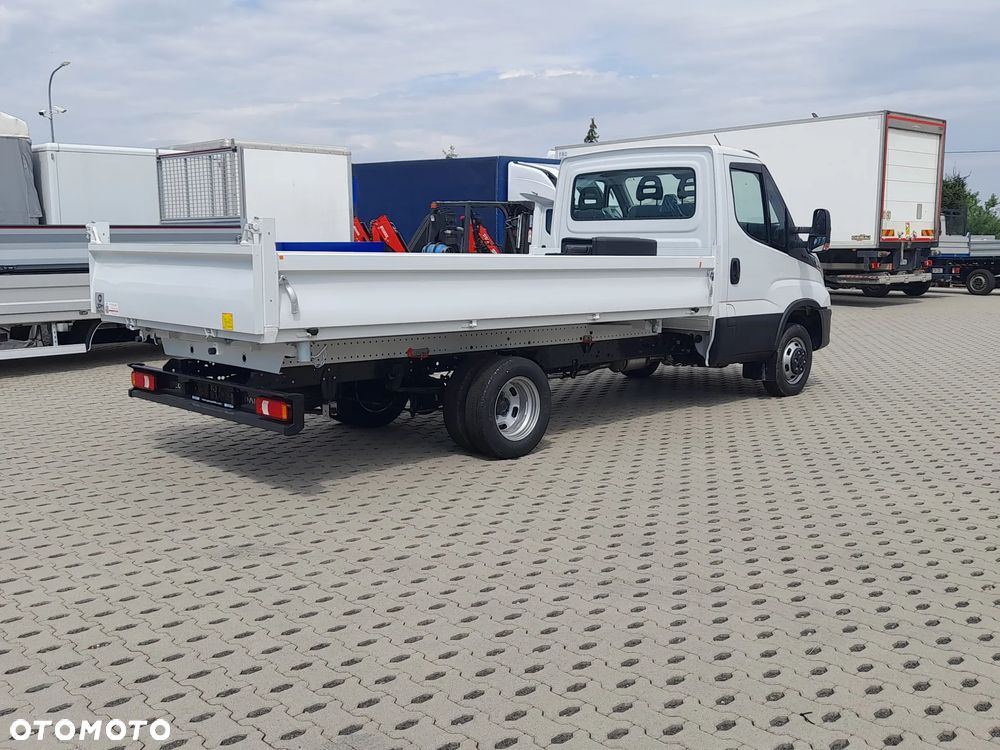 Iveco 50/35c skrzynia, wywrotka 4,2m, HDS, żuraw, komunalna, kaucyjna - 2
