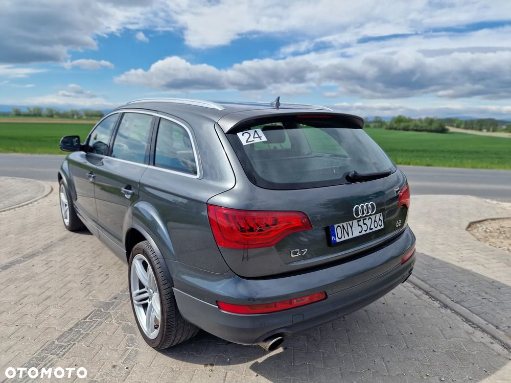 Audi Q7 - 13