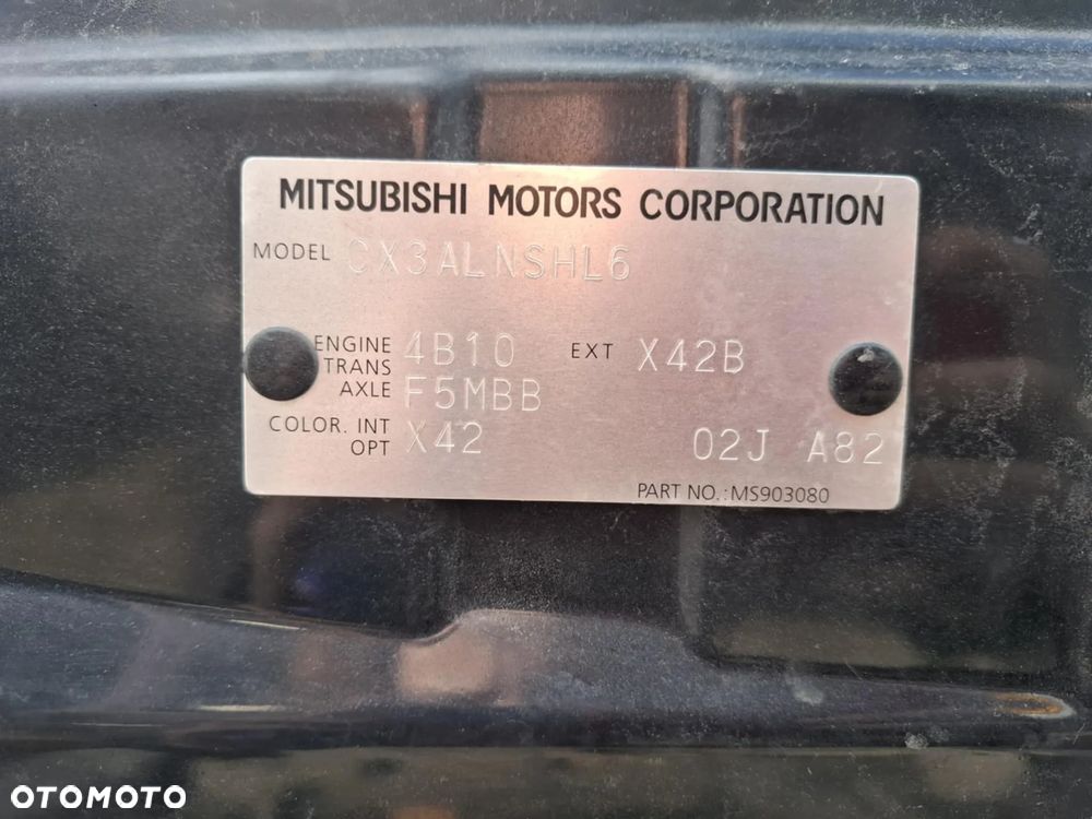 SILNIK Mitsubishi Lancer 4B10 - 8