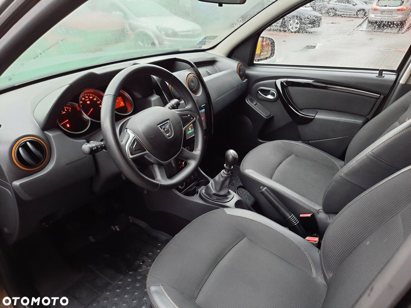 Dacia Duster 1.2 TCe Prestige 4x4 S&S EU6 - 10