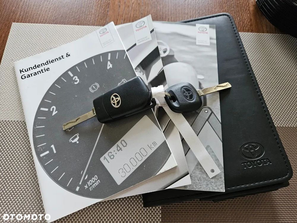 Toyota Yaris - 36