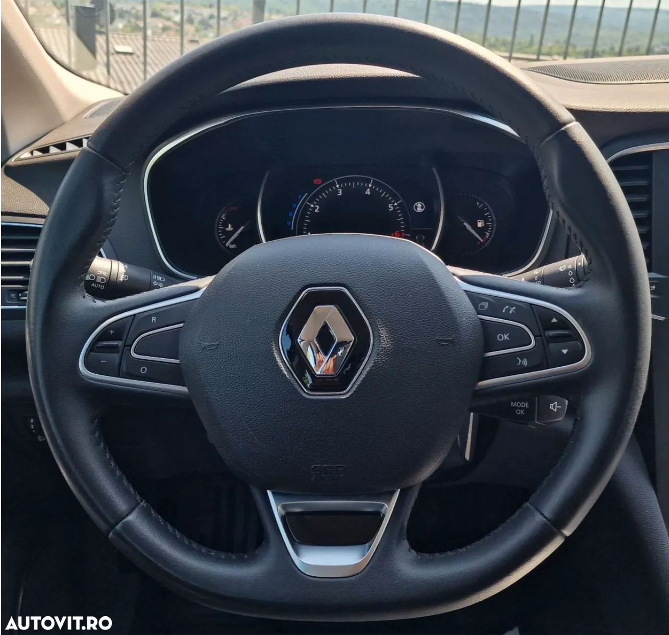 Renault Megane BLUE dCi EDC Limited - 10