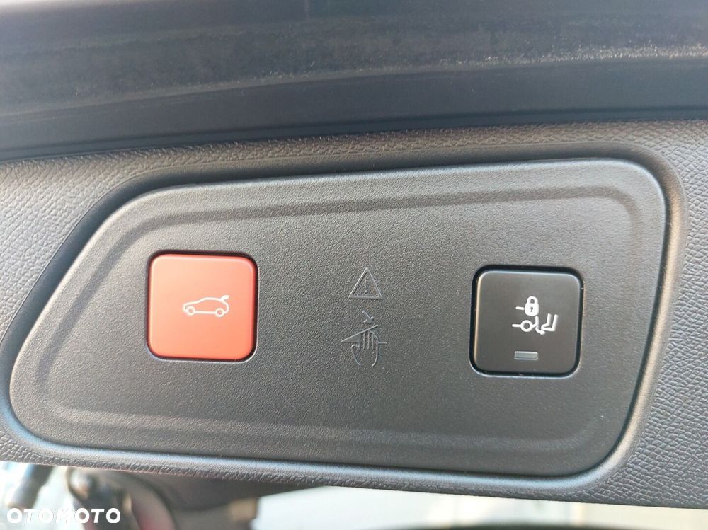 Peugeot 3008 1.2 PureTech Allure Pack S&S EAT8 - 9