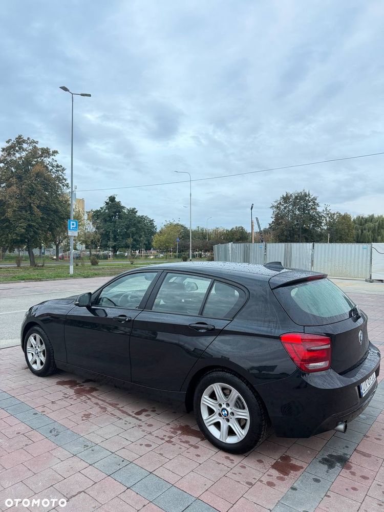 BMW Seria 1 116i - 3