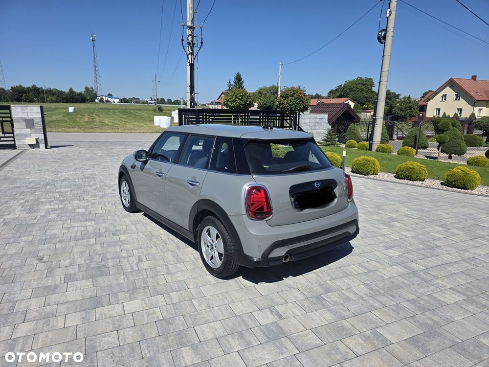 MINI Cooper Standard - 8