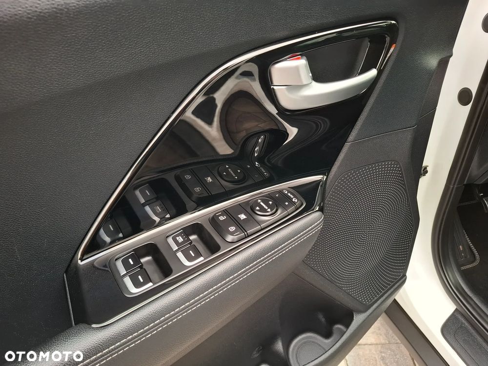 Kia Niro 1.6 GDI HEV 2WD OPF Vision - 19
