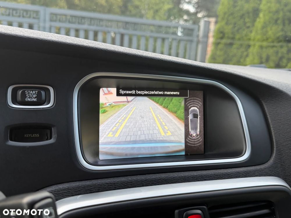 Volvo V40 D2 Momentum - 29