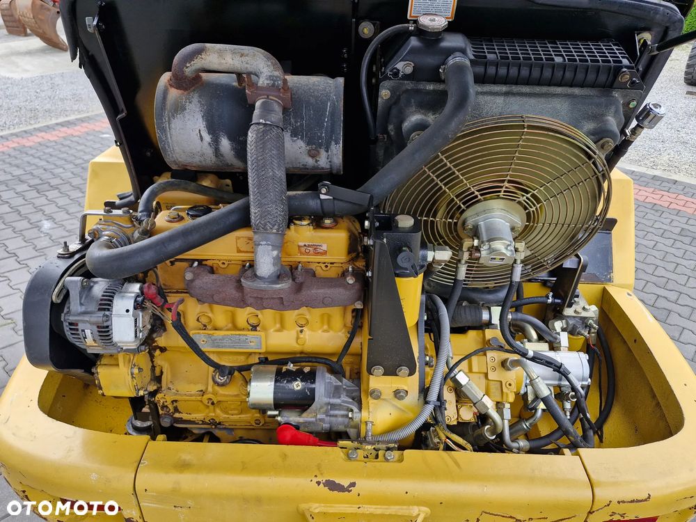 Caterpillar 906 - 14