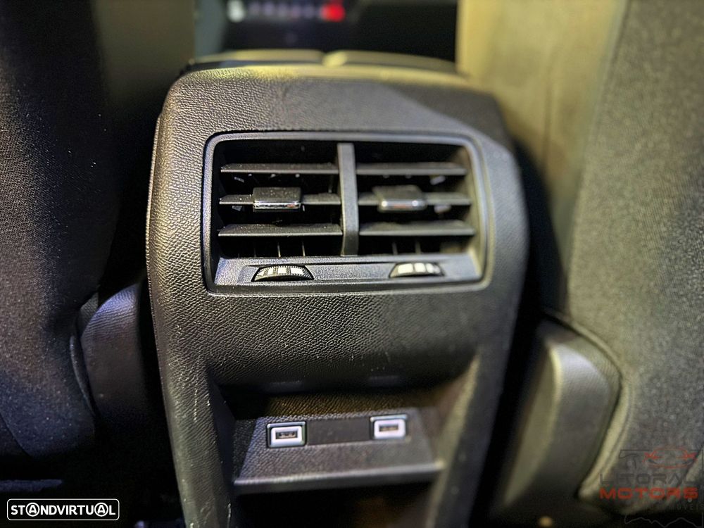 Peugeot 308 SW 1.2 PureTech Allure Pack EAT8 - 38