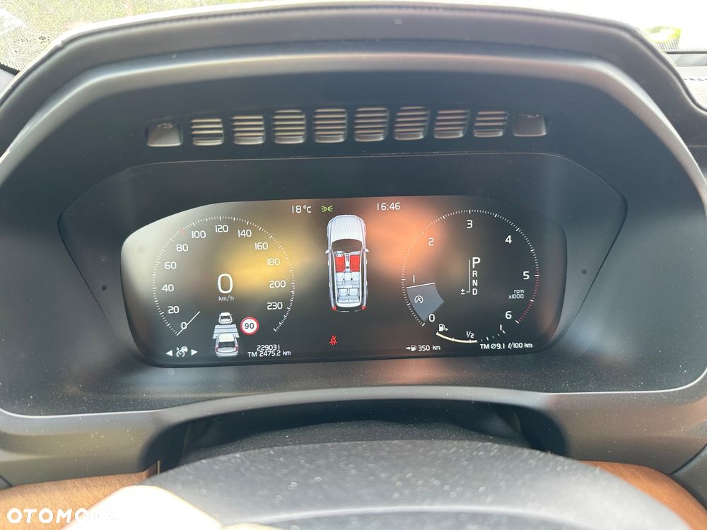 Volvo XC 90 D5 AWD Inscription 7os - 38