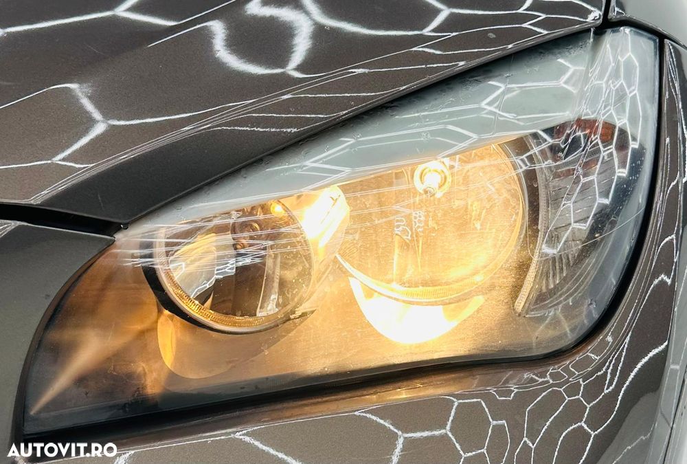 BMW X1 sDrive18d xLine - 10