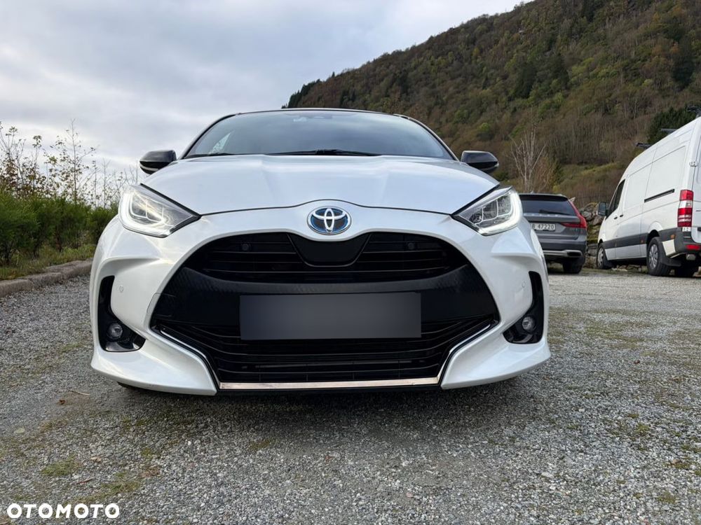 Toyota Yaris Hybrid 1.5 Selection Style - 4