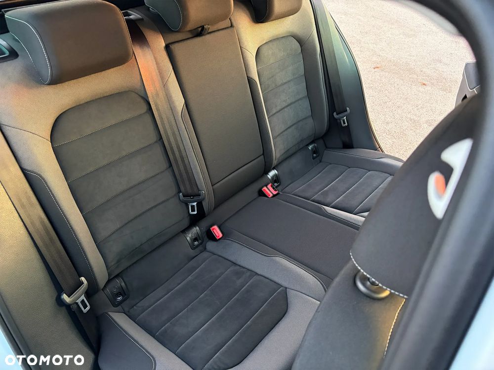 Volkswagen Golf 1.5 TSI BMT Evo Highline - 20