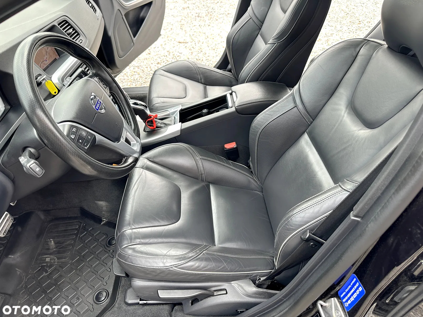 Volvo V60 D4 Geartronic R-Design - 7