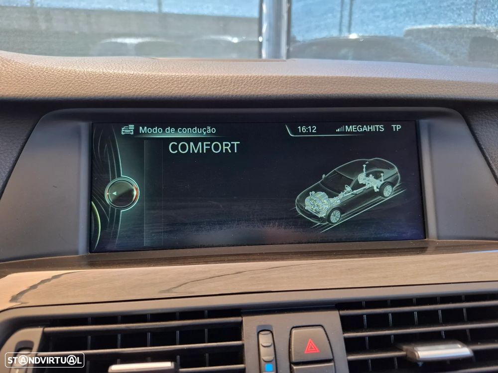 BMW 525 d Line Luxury Auto - 29