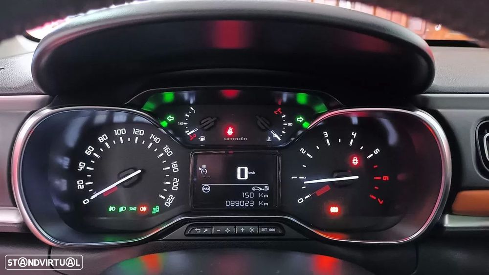 Citroën C3 1.2 PureTech Shine - 31