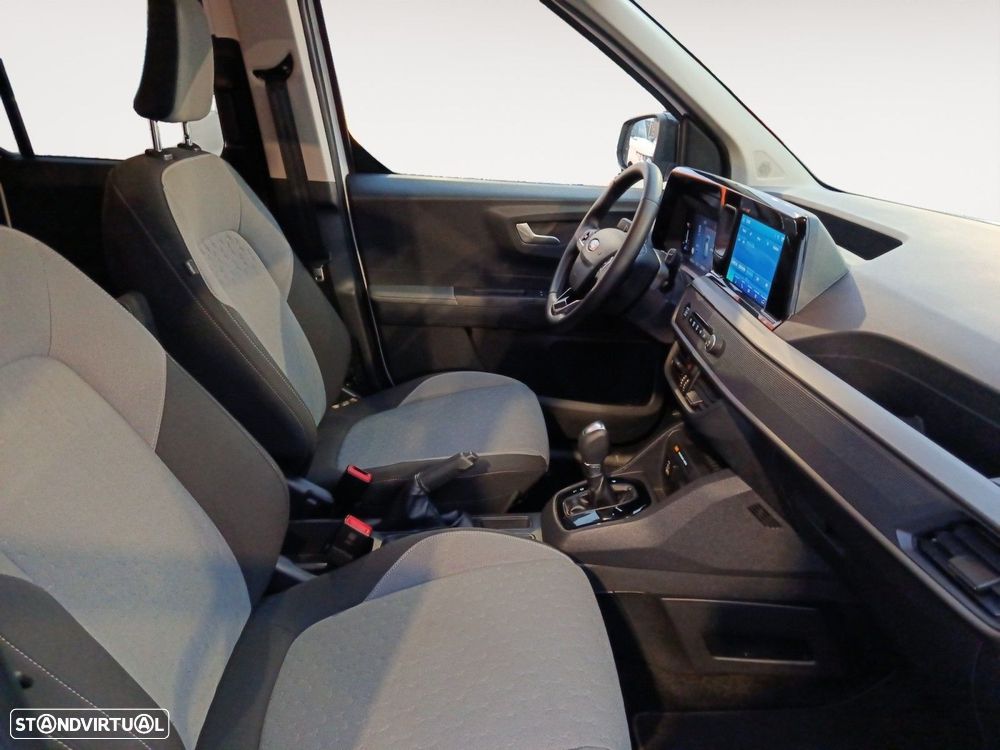 Ford Tourneo Courier 1.0 EcoBoost Titanium DCT — fotografia 15