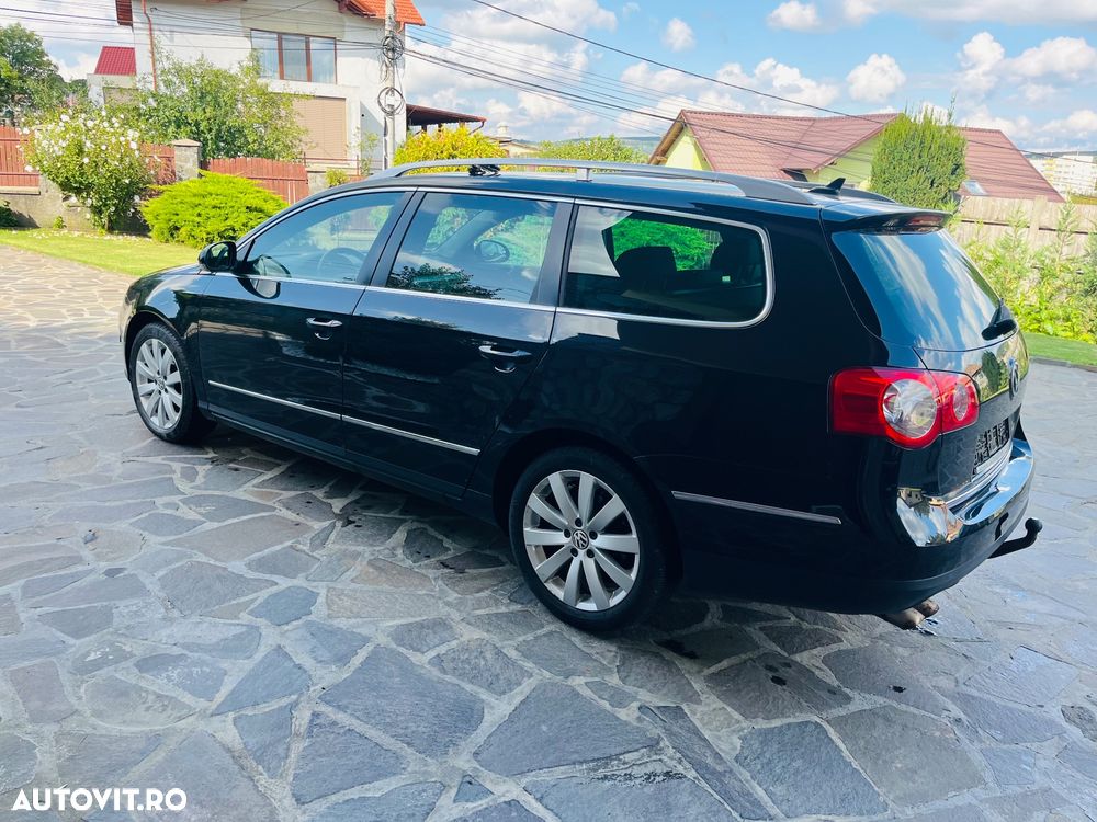 Volkswagen Passat 2.0 TDI DPF Highline - 9