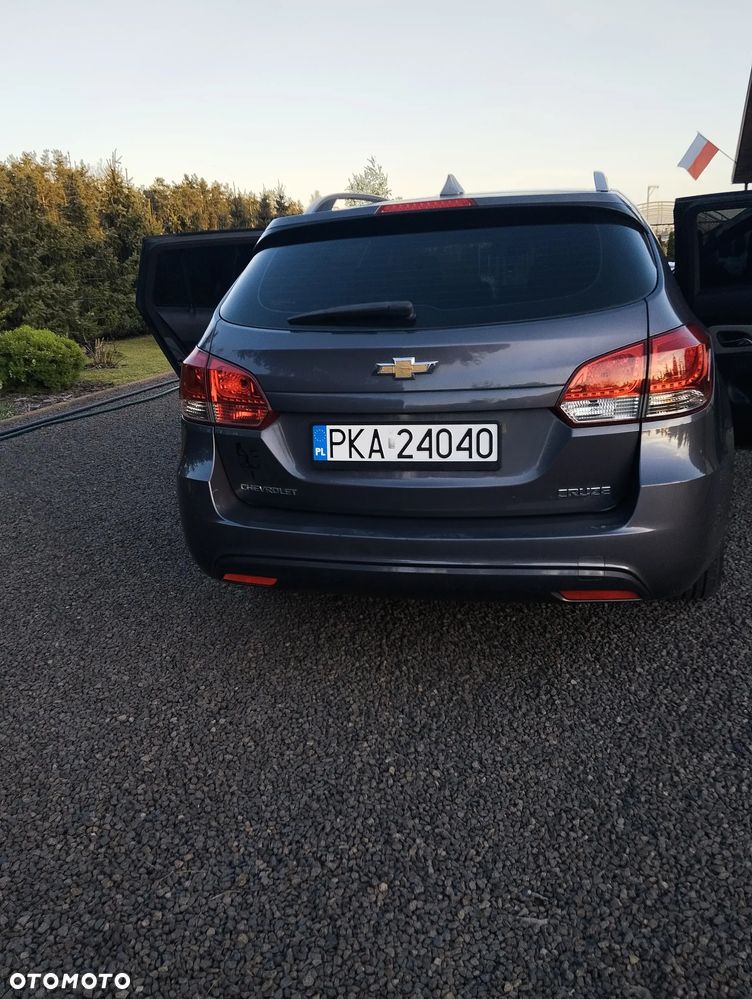Chevrolet Cruze 1.6 LS - 16