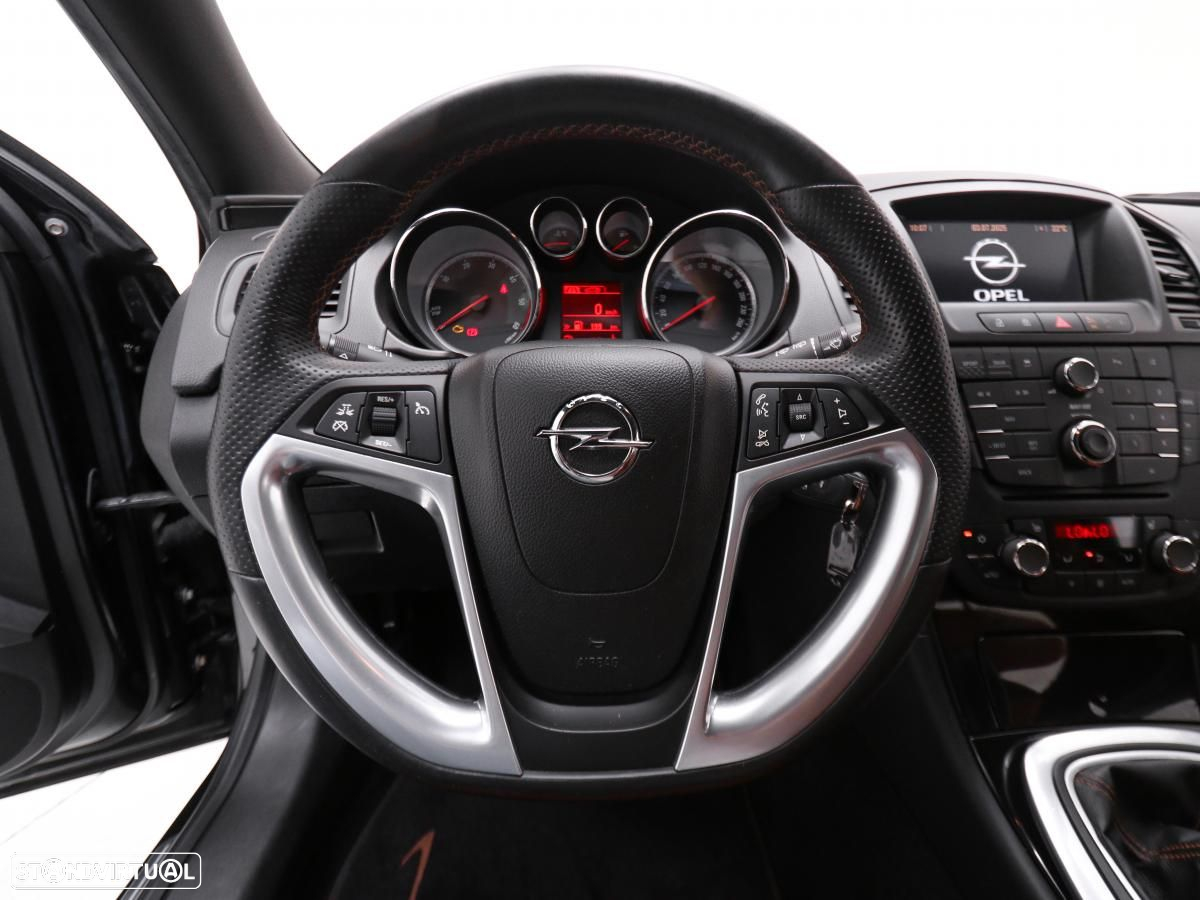 Opel Insignia Sports Tourer - 17
